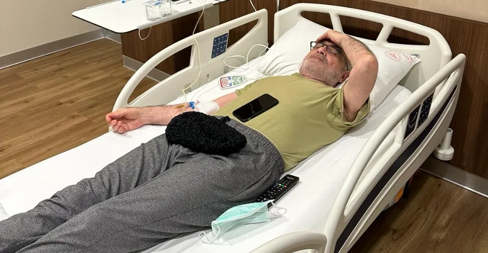 Cumhurbaşkanı Başdanışmanı Yalçın Topçu Hastaneye Kaldırıldı