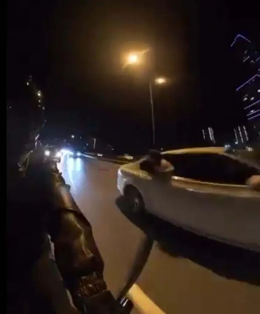 Korsan takside şoför ile tartışan kadın, camdan bağırarak yardım istedi