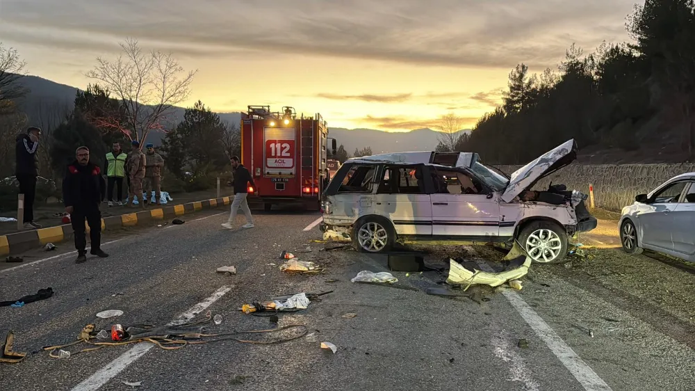 Karabük’te cip takla attı: Anne-oğul öldü, 7 yaralı