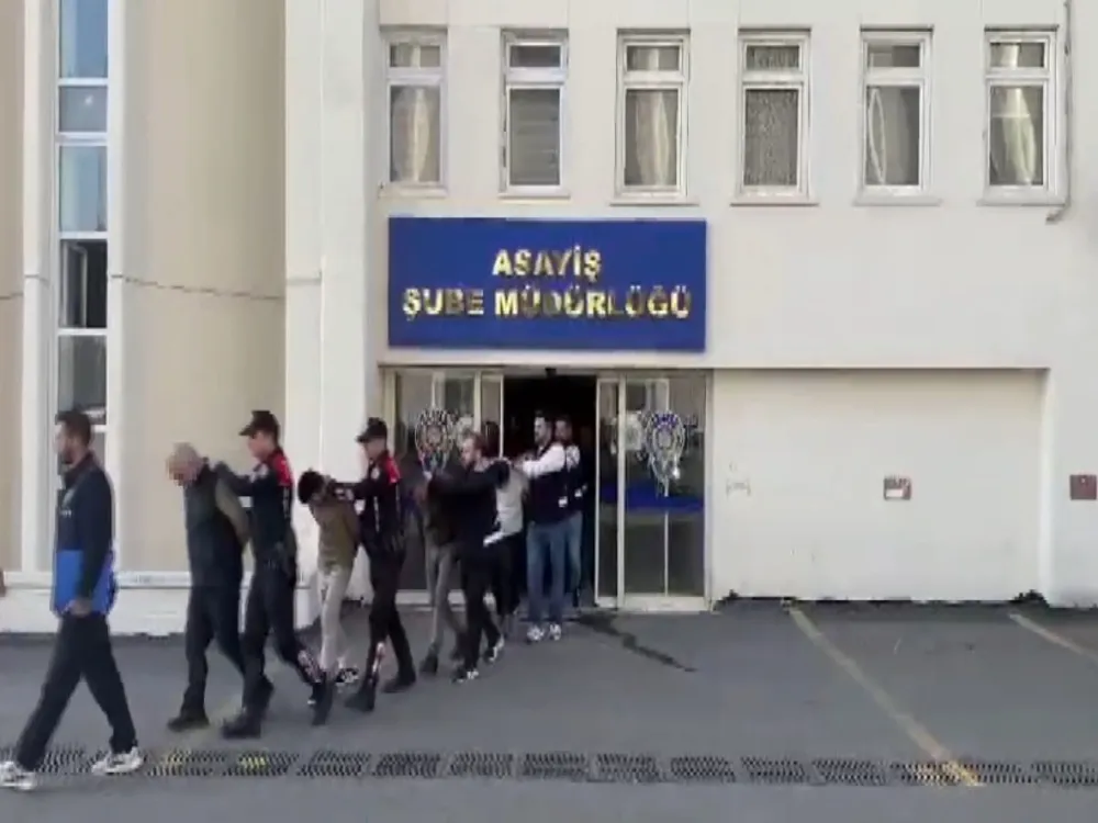 Ankara’da gece kulüplerine ‘fuhuş ve dolandırıcılık’ operasyonu; 11 gözaltı