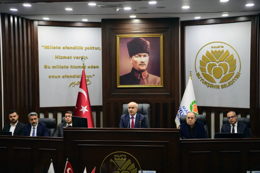 Malatya Büyükşehir Belediyesi Meclis Salonunda kış hazırlık tedbirleri sunumu yapıldı