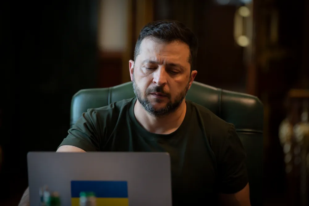 Zelenskiy: Rus ordusu 653 İHA ve 51 füze ile saldırı düzenledi