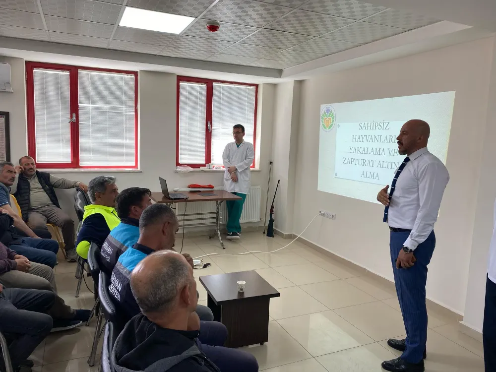 Malatya’da belediye personeline sokak hayvanlarına karşı müdahale eğitimi 