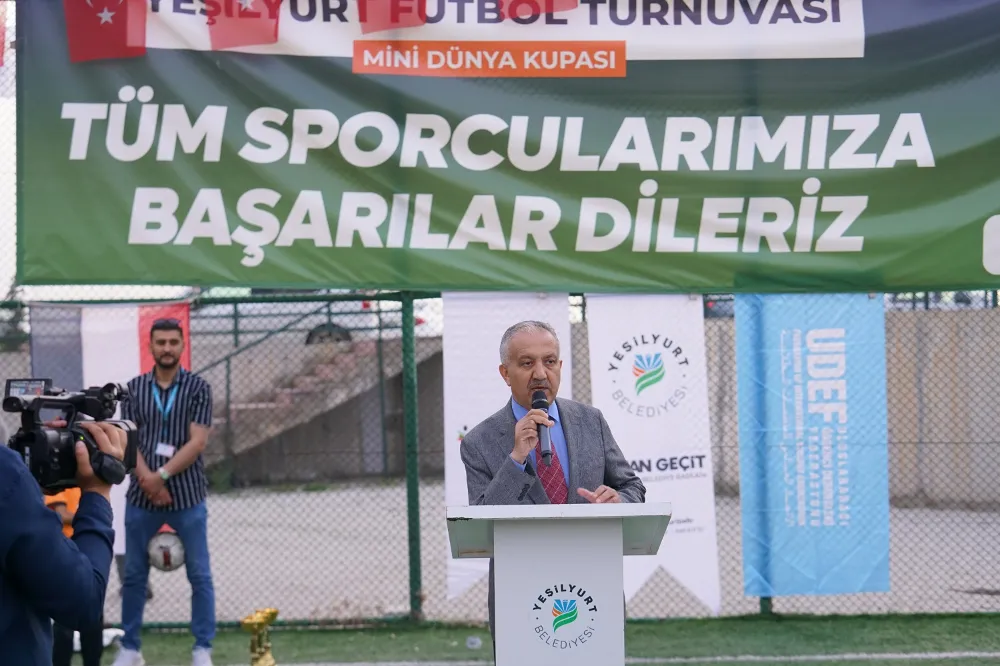 Ödüllü 3.Uluslararası Yeşilyurt Futbol Turnuvası Sona Erdi