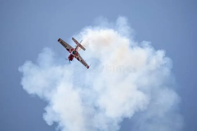 İtalya Hava Kuvvetleri akrobasi ekibinde 3 uçak çarpıştı