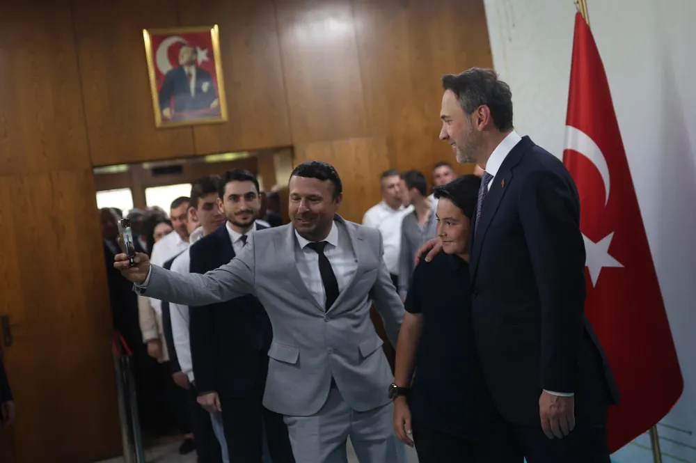 Bakan Bayraktar : Son yıllarda yaptığımız çalışmalarla vatandaşımıza ümit olduk