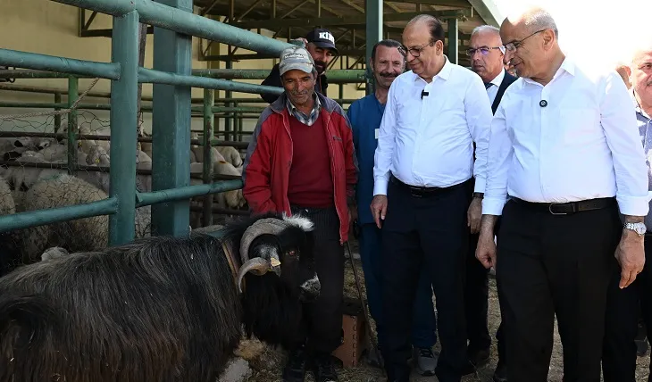 Malatya B.B. Başkanı Er,Hayvan Pazarında İncelemelerde Bulundu