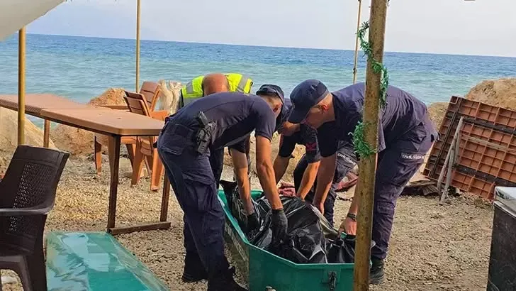 Denizde dalgalara kapılan yaşlı adam boğuldu