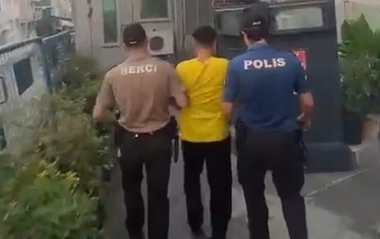 Şüphe üzerine durduruldu, kasten öldürme suçundan arandığı ortaya çıktı