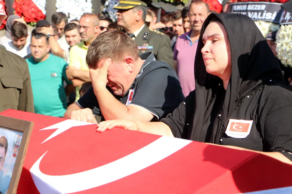 Şehit Üsteğmen Tuğrul Özsu, Edirne’de son yolculuğuna uğurlandı