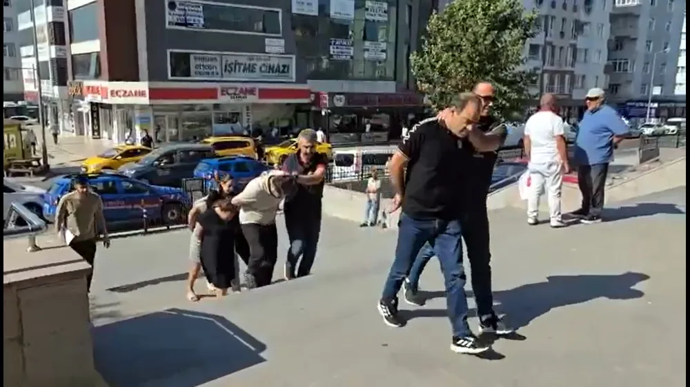 Tekirdağ’da müşterilerin kredi kartından izinsiz para çeken 4 şüpheli, tutuklandı