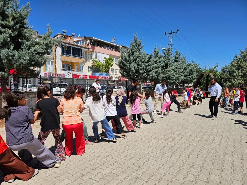 Malatya’da Yaz Okulu’na Katılan Öğrenciler Hem Öğreniyor Hem Eğleniyor.