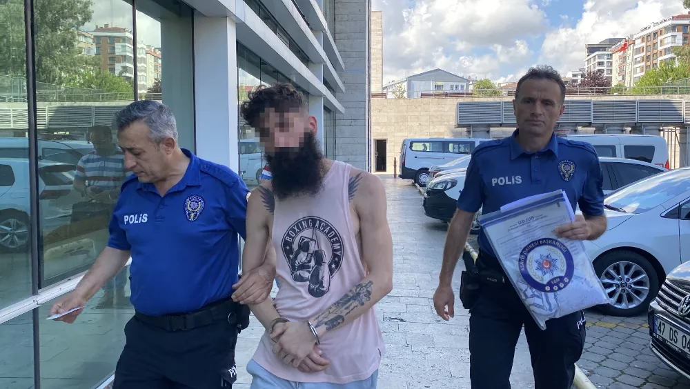 Yeğeniyle sevgili olmasına izin vermeyen adamı bıçakladı