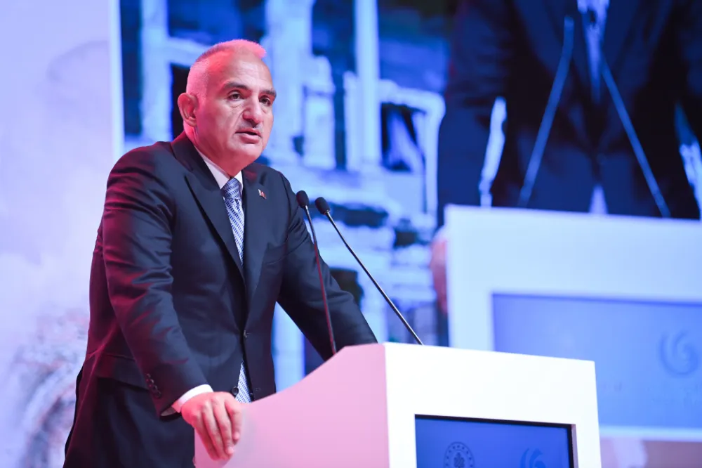 Bakan Ersoy: Türkçemiz, yüzyıllardır duyguların ve düşüncelerin harmanlandığı bir gönül dilidir
