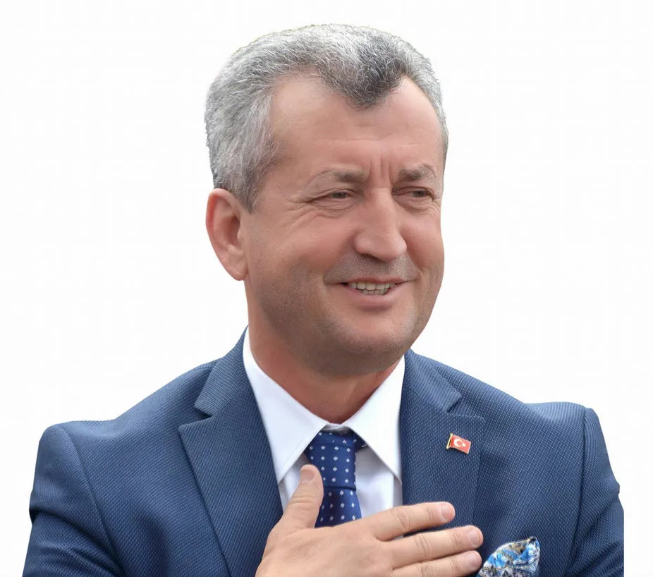 Denizde kalp krizi geçiren eski belediye başkanı öldü