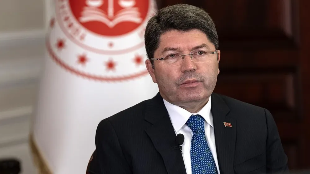 Bakan Tunç: İstanbul’da bir kedinin tekmelenerek öldürülmesine ilişkin soruşturma başlatıldı