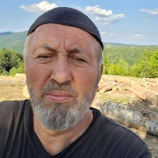 Ayağına tomruk düşen adam,ambulansta kalp krizinden öldü