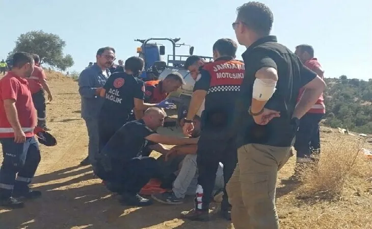 Devrilen kamyonetteki dinamitler kontrollü patlatıldı; 10 yaralı