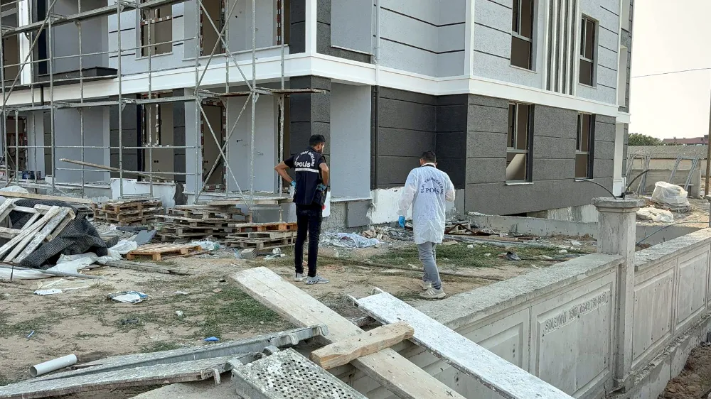 İnşaatta boya yaparken 4