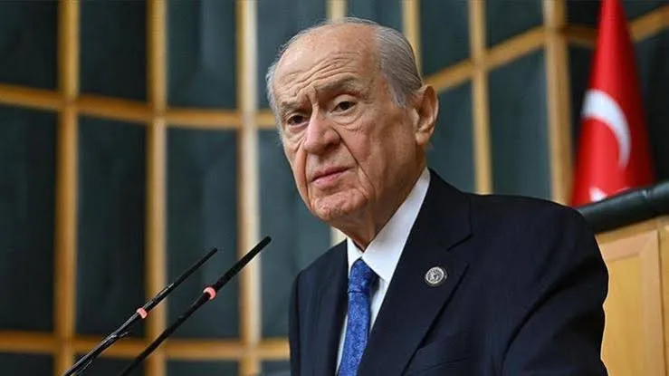Devlet Bahçeli : Özgür Özel ,ille de düşman arıyorsa etrafına baksın