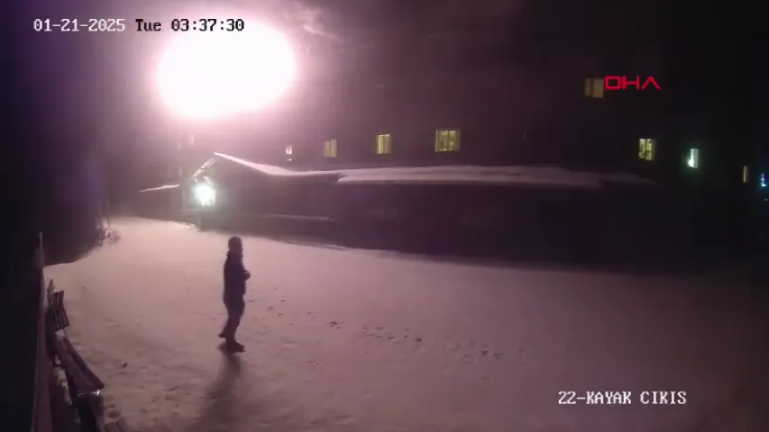 78 kişinin öldüğü otel yangınına ait yeni güvenlik kamerası görüntüleri ortaya çıktı