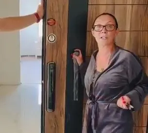 Şarkıcı Güllü,ölmeden önce evine akıllı kilit sistemi yaptırmış