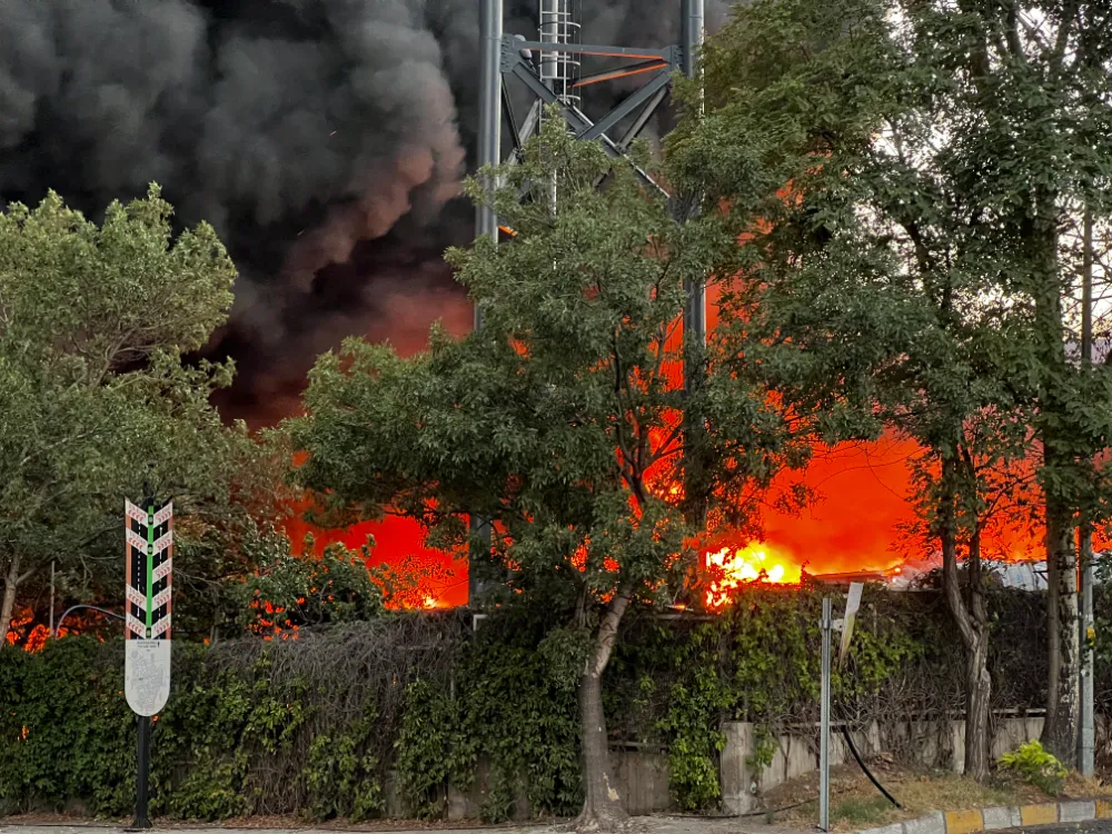 Kayseri’de tekstil fabrikasında yangın