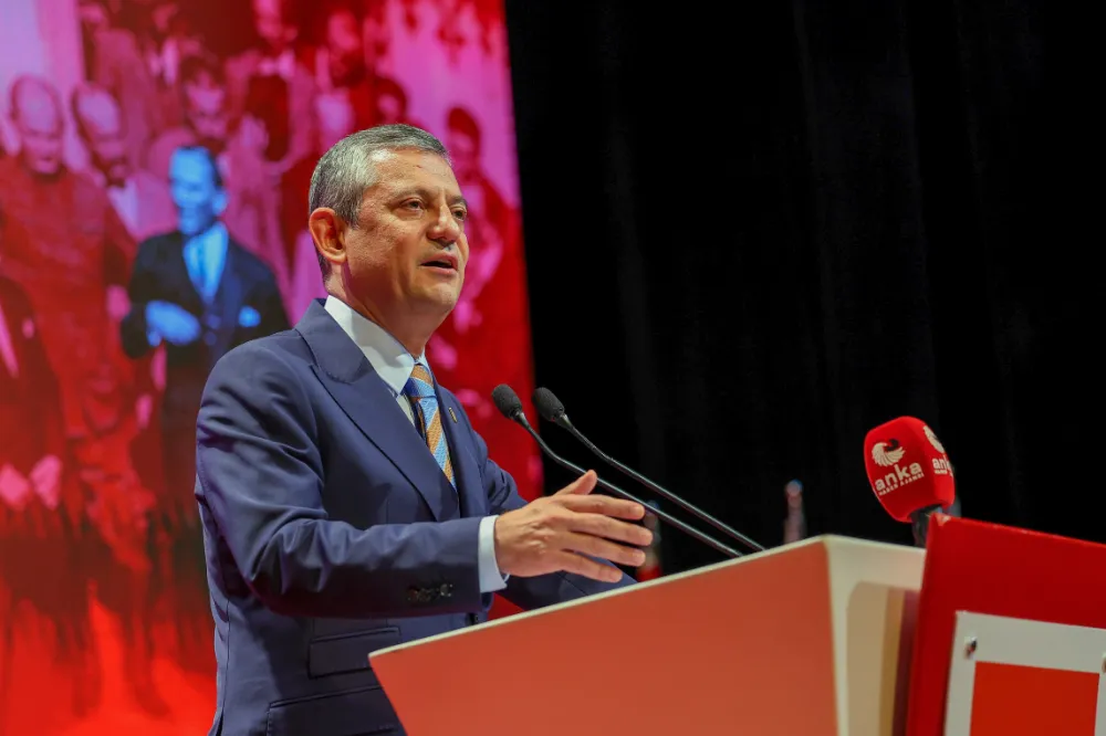 Özgür Özel : Ne bir adım geri atacağız, ne de bir santim eğileceğiz